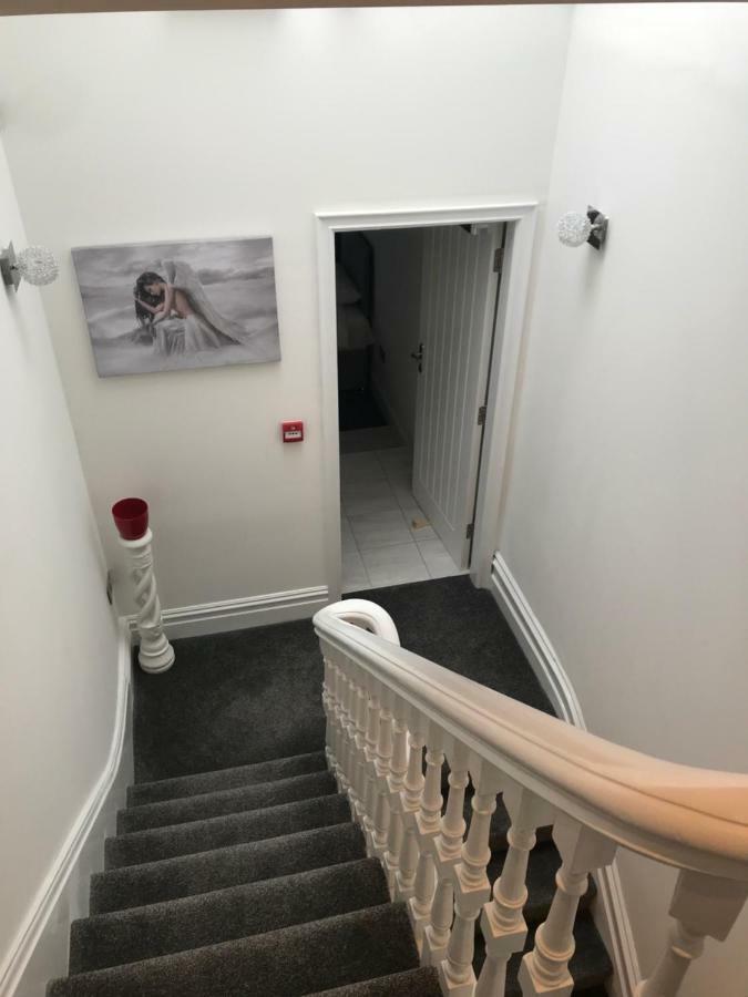88 Anfield Road Bed & Breakfast Liverpool Bagian luar foto