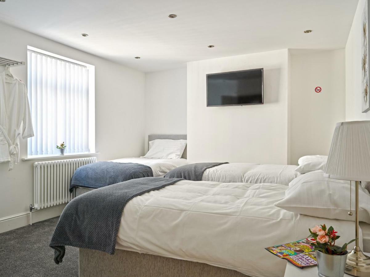 88 Anfield Road Bed & Breakfast Liverpool Bagian luar foto