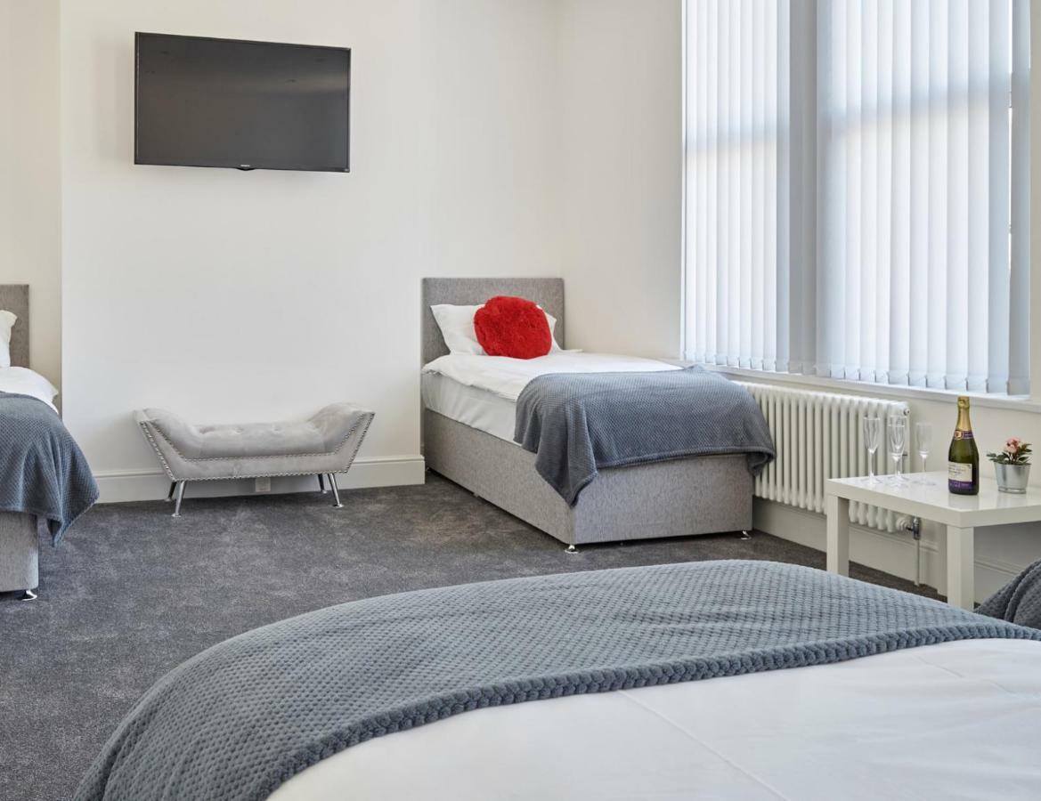 88 Anfield Road Bed & Breakfast Liverpool Bagian luar foto